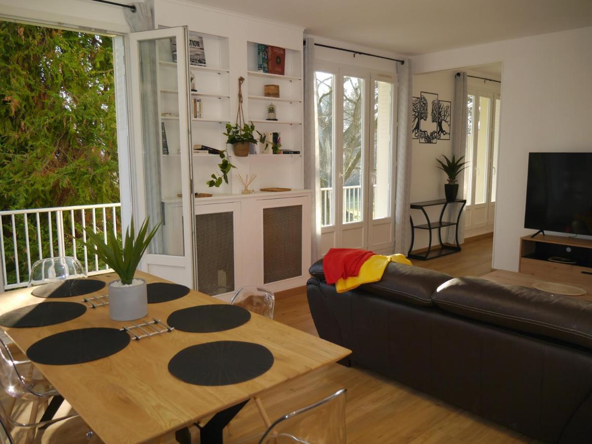 Spacieux F5 Au Parc Arbore Orsay Exterior photo